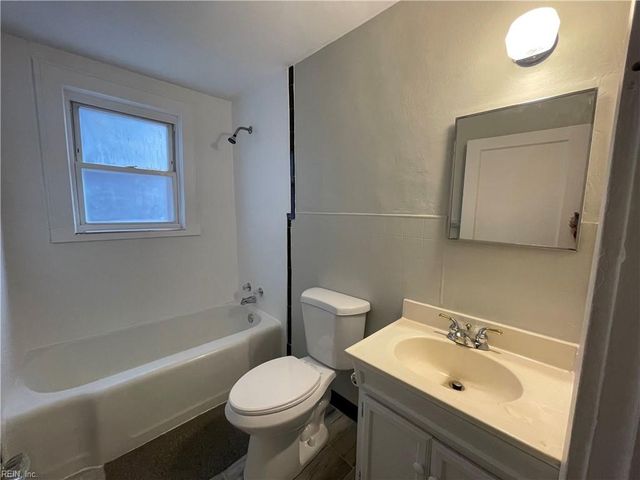 3102 Arctic Ave Apt 7, Virginia Beach, VA 23451