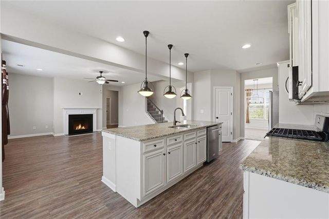 385 Hinton Chase Parkway, Covington, GA 30016
