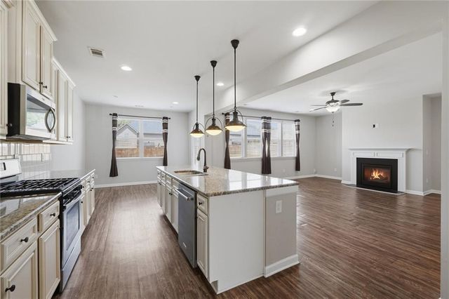 385 Hinton Chase Parkway, Covington, GA 30016