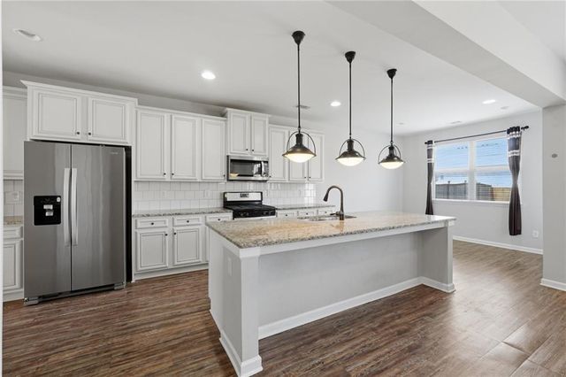 385 Hinton Chase Parkway, Covington, GA 30016