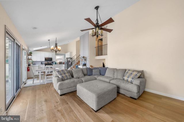 401 SHEFFIELD RD, Cherry Hill, NJ 08034