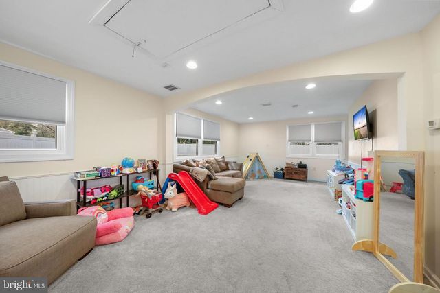 401 SHEFFIELD RD, Cherry Hill, NJ 08034