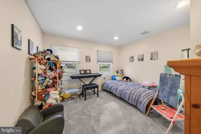 401 SHEFFIELD RD, Cherry Hill, NJ 08034