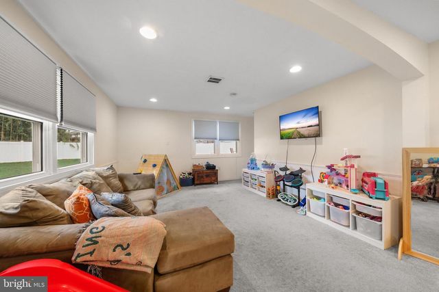 401 SHEFFIELD RD, Cherry Hill, NJ 08034