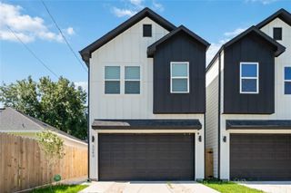 3040 Webster Street, Houston, TX 77004