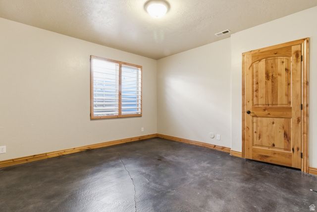15766 S GUNSTOCK DR, Bluffdale, UT 84065