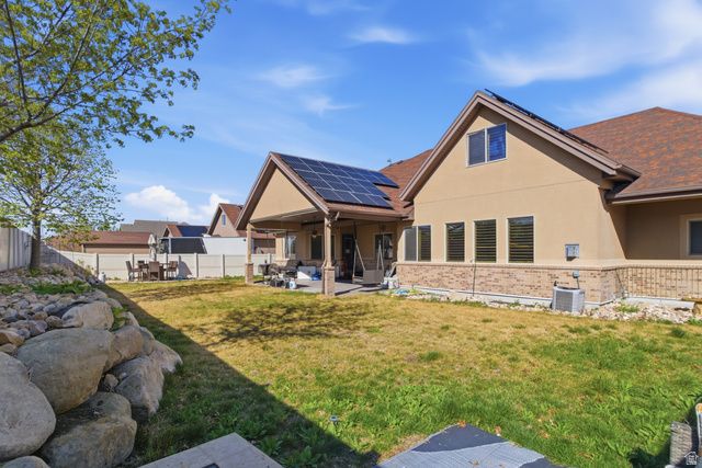 15766 S GUNSTOCK DR, Bluffdale, UT 84065