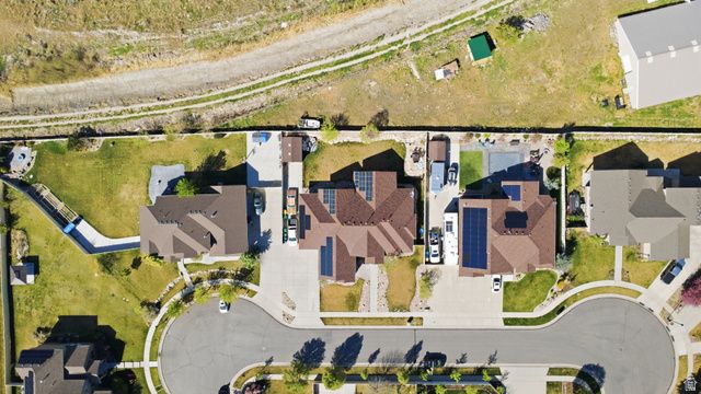 15766 S GUNSTOCK DR, Bluffdale, UT 84065