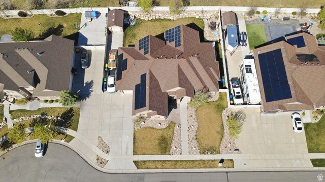 15766 S GUNSTOCK DR, Bluffdale, UT 84065