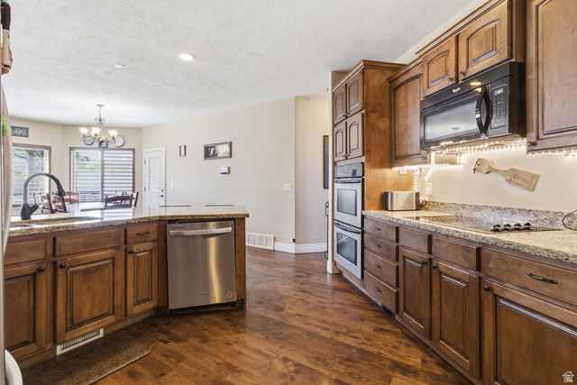 15766 S GUNSTOCK DR, Bluffdale, UT 84065