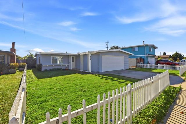 458 Rainier Drive, Salinas, CA 93906