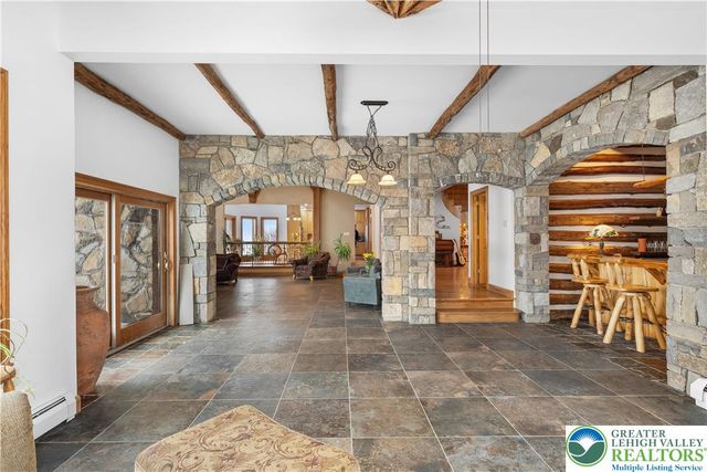 216 Merwinsburg Road, Chestnuthill Twp, PA 18330