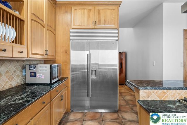 216 Merwinsburg Road, Chestnuthill Twp, PA 18330