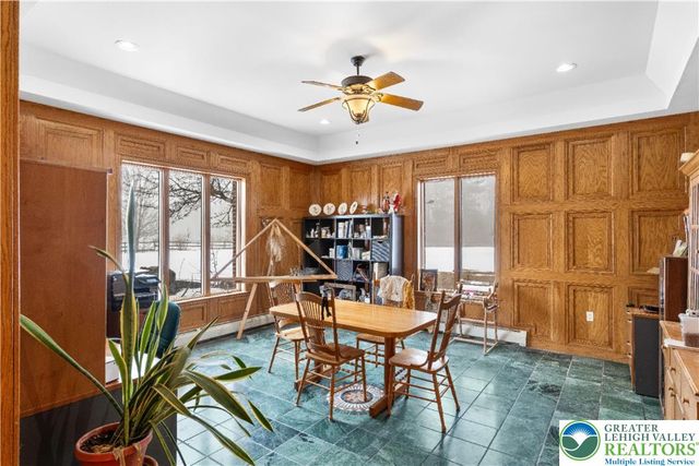 216 Merwinsburg Road, Chestnuthill Twp, PA 18330