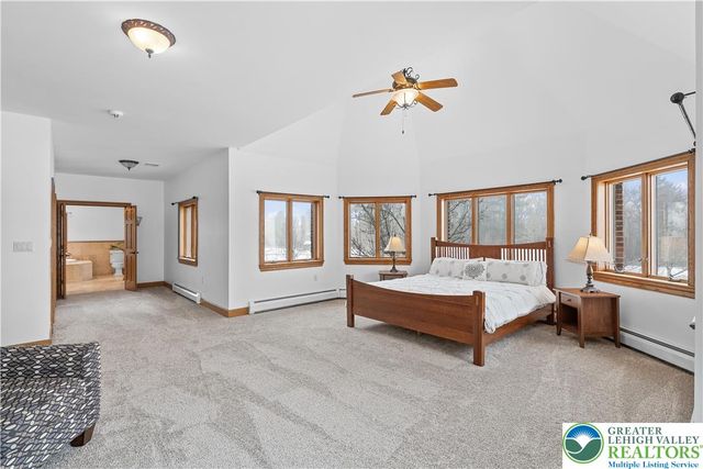 216 Merwinsburg Road, Chestnuthill Twp, PA 18330