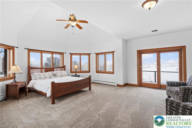 216 Merwinsburg Road, Chestnuthill Twp, PA 18330