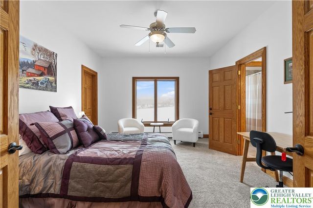 216 Merwinsburg Road, Chestnuthill Twp, PA 18330