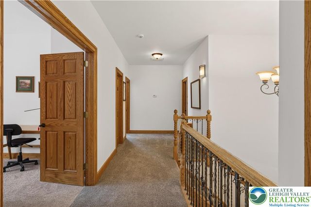 216 Merwinsburg Road, Chestnuthill Twp, PA 18330