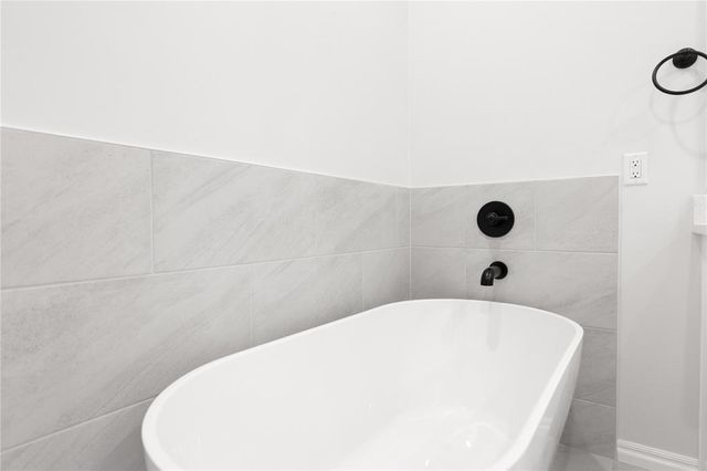 3025 Arbor Hill Drive, Edmond, OK 73034