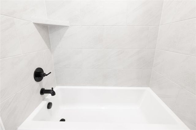 3025 Arbor Hill Drive, Edmond, OK 73034