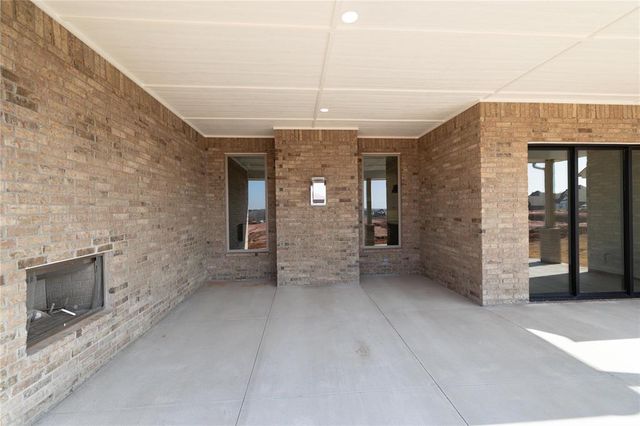 3025 Arbor Hill Drive, Edmond, OK 73034