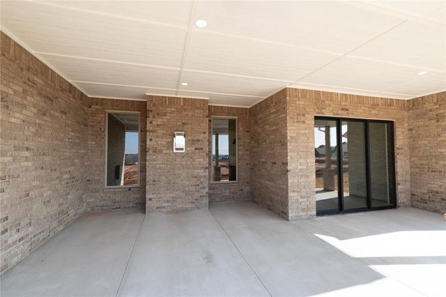 3025 Arbor Hill Drive, Edmond, OK 73034