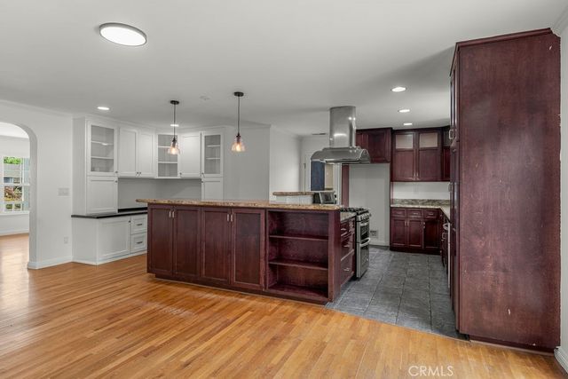 5451 E Daggett, Long Beach, CA 90815