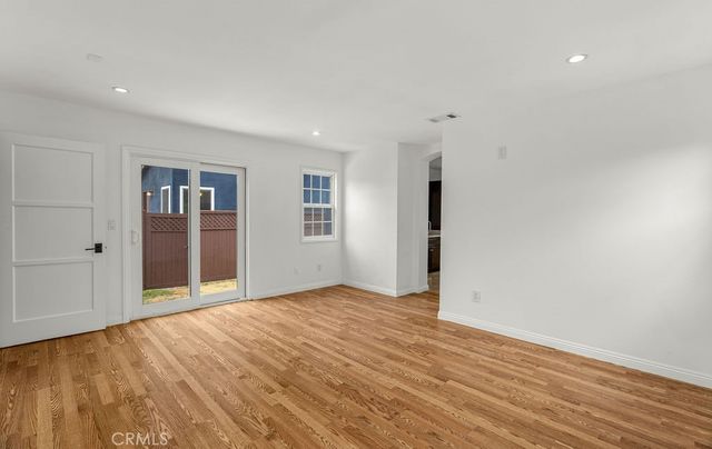 5451 E Daggett, Long Beach, CA 90815