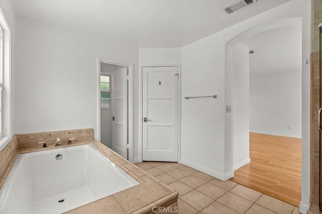 5451 E Daggett, Long Beach, CA 90815