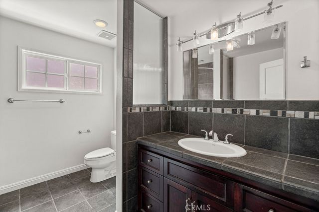 5451 E Daggett, Long Beach, CA 90815
