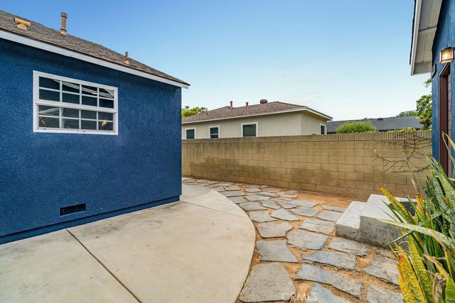 5451 E Daggett, Long Beach, CA 90815