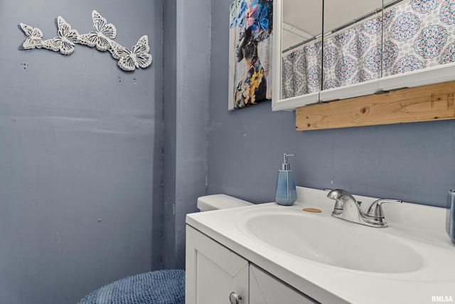 1003 NE MONROE Street, Peoria, IL 61603