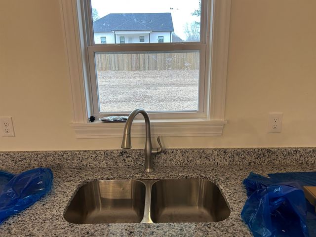 190 CHARIOT LN, Savannah, TN 38372