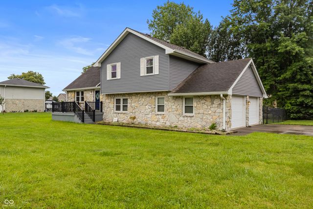 2361 W Brookdale Drive, Columbus, IN 47201