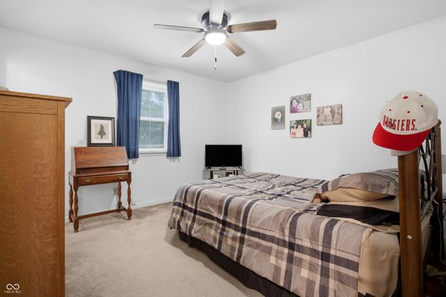 2361 W Brookdale Drive, Columbus, IN 47201