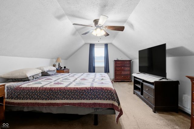 2361 W Brookdale Drive, Columbus, IN 47201