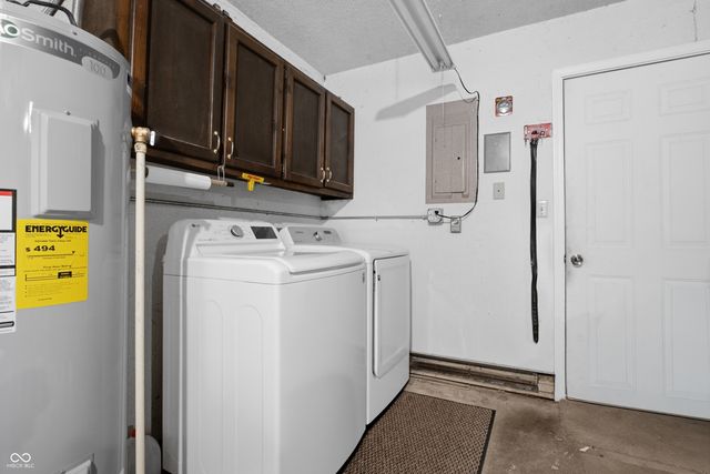 2361 W Brookdale Drive, Columbus, IN 47201