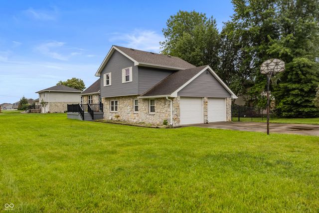 2361 W Brookdale Drive, Columbus, IN 47201