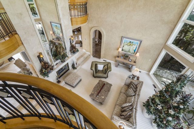 318 S Farm Road 193, Springfield, MO 65809