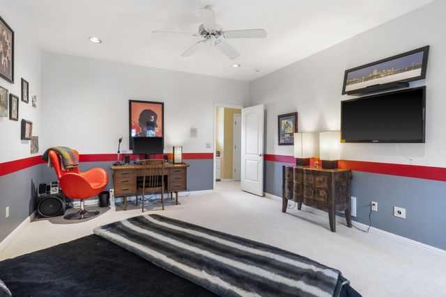 318 S Farm Road 193, Springfield, MO 65809