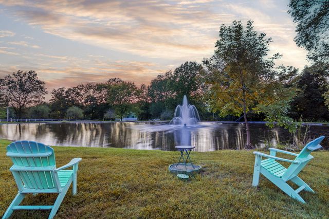 318 S Farm Road 193, Springfield, MO 65809