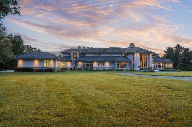 318 S Farm Road 193, Springfield, MO 65809