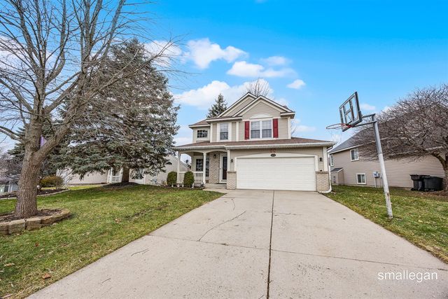 5721 E Grove Drive, Kentwood, MI 49512