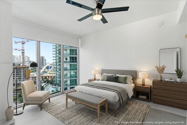 888 Biscayne Blvd 2212, Miami, FL 33132