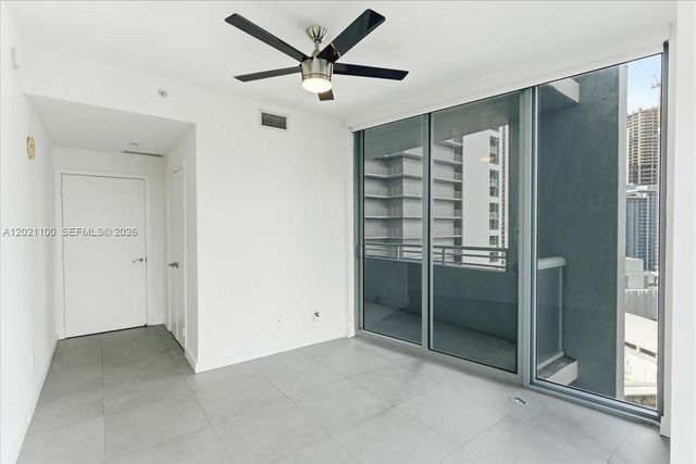 888 Biscayne Blvd 2212, Miami, FL 33132