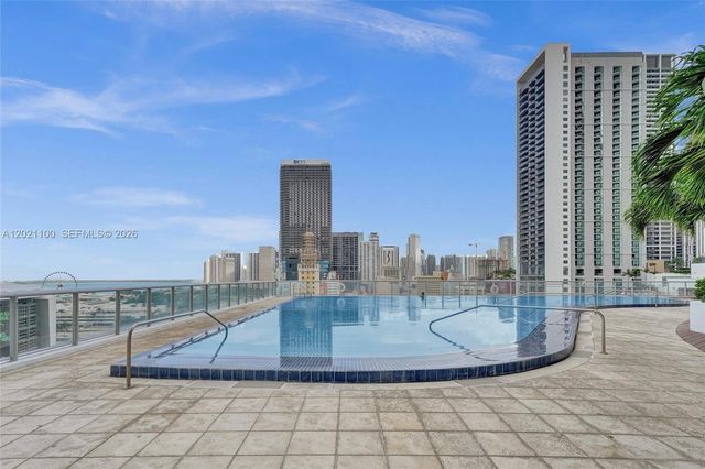 888 Biscayne Blvd 2212, Miami, FL 33132
