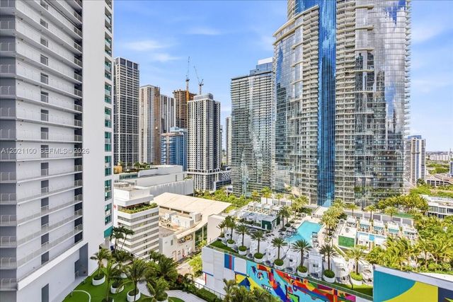 888 Biscayne Blvd 2212, Miami, FL 33132
