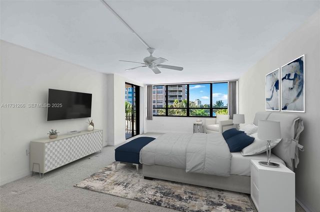 2 Grove Isle Dr B404, Coconut Grove, FL 33133