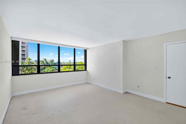 2 Grove Isle Dr B404, Coconut Grove, FL 33133