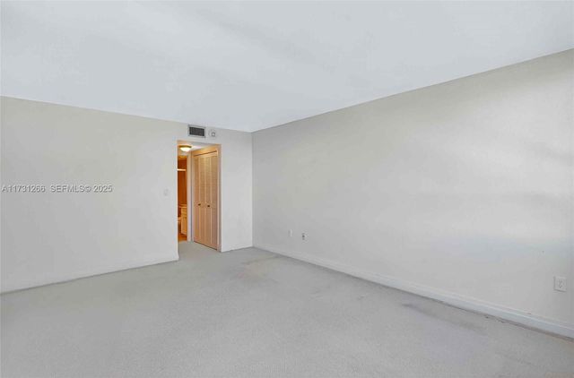 2 Grove Isle Dr B404, Coconut Grove, FL 33133